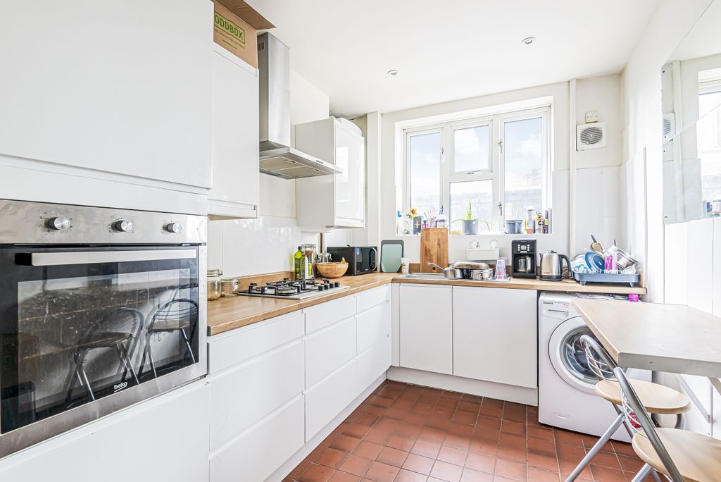 Property photo 2 of 6 594669 (3)