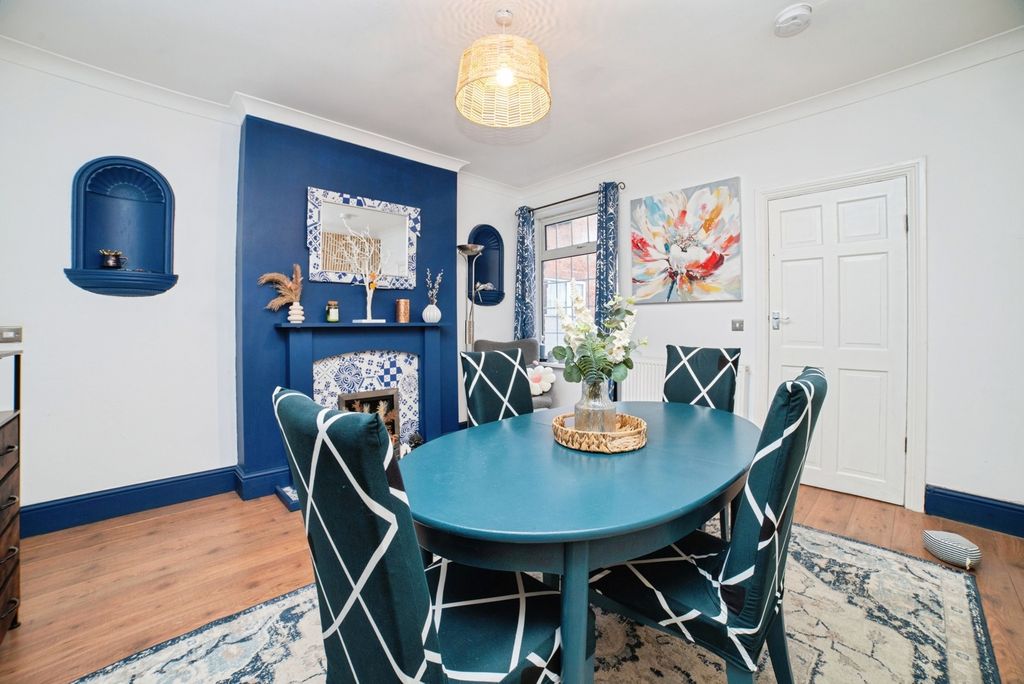 Property photo 2 of 37 Dining Room