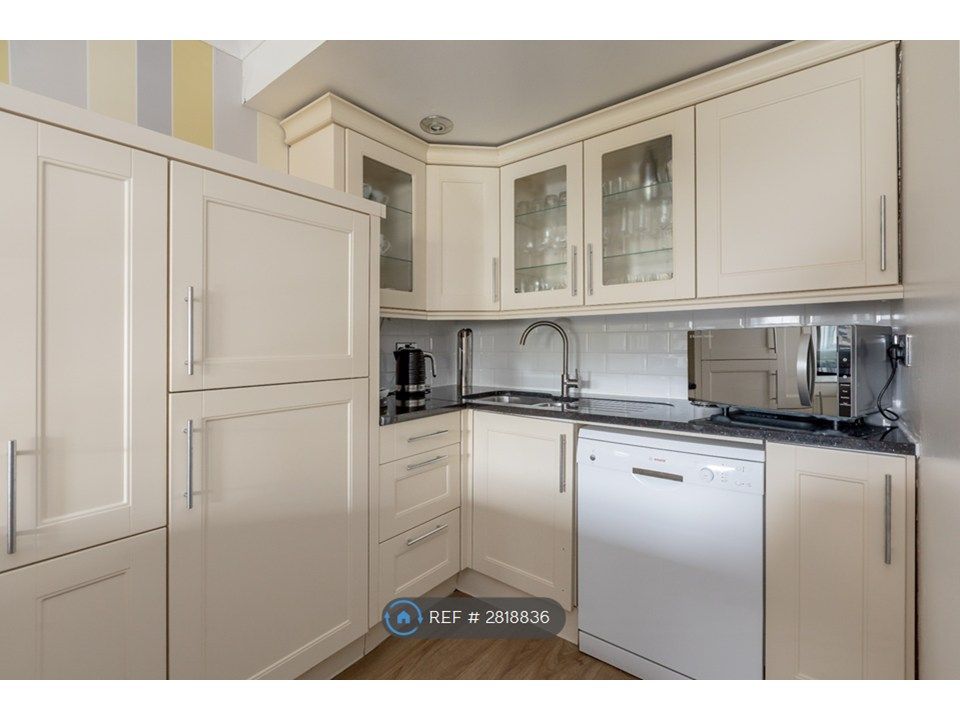 Property photo 2 of 29