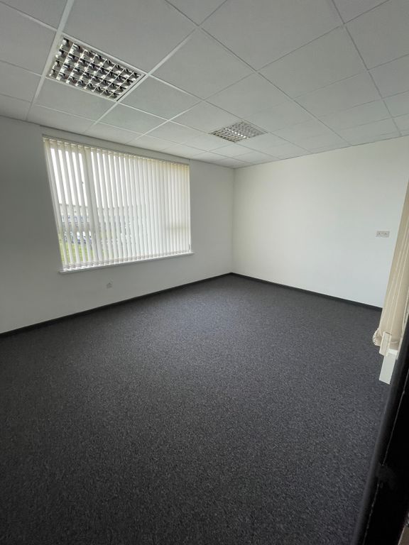 Property photo 3 of 3