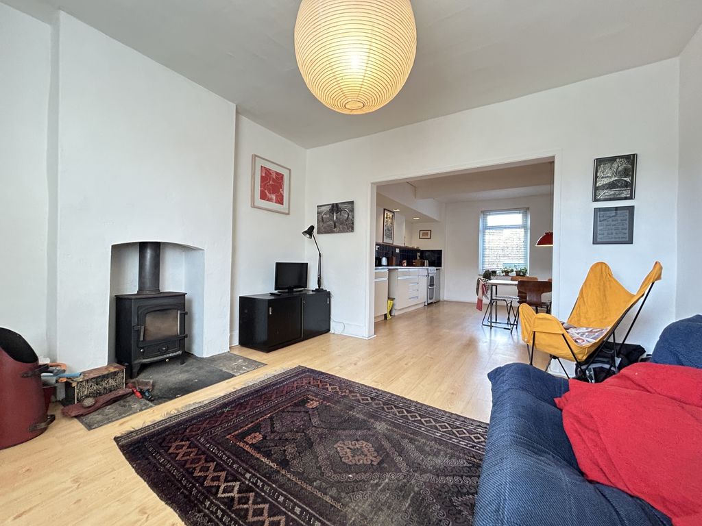 Property photo 2 of 14 Img_8078