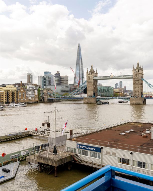 Property photo 3 of 24 Image