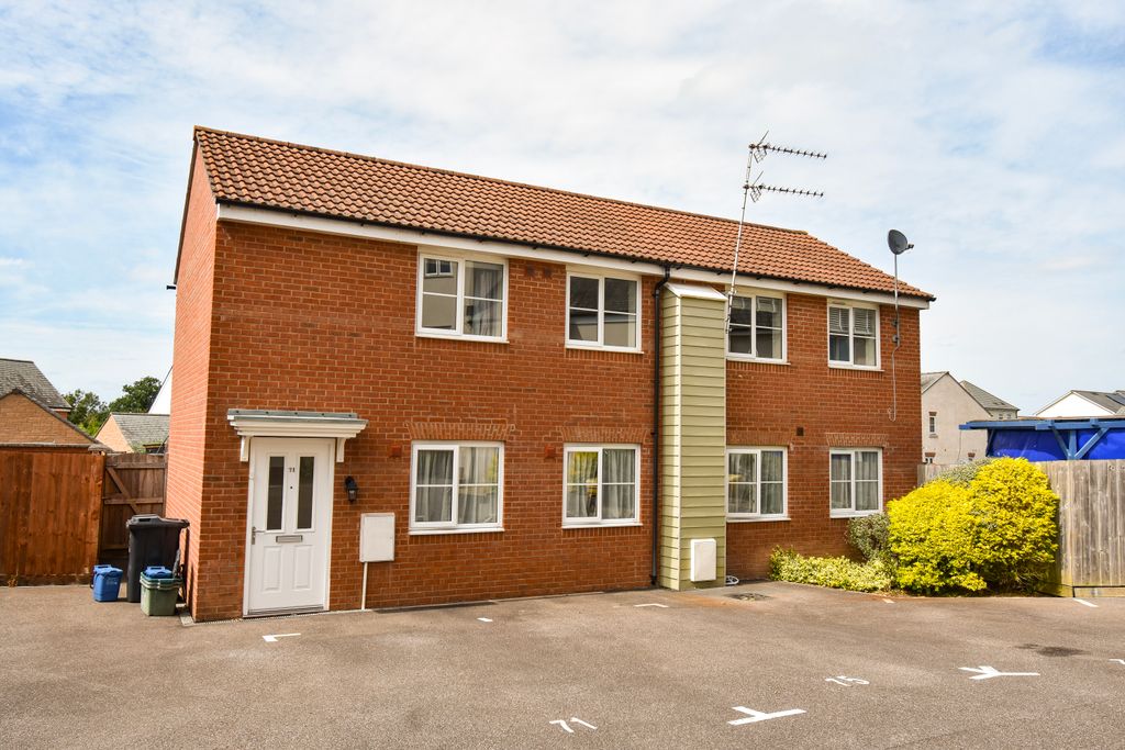 Property photo 1 of 12