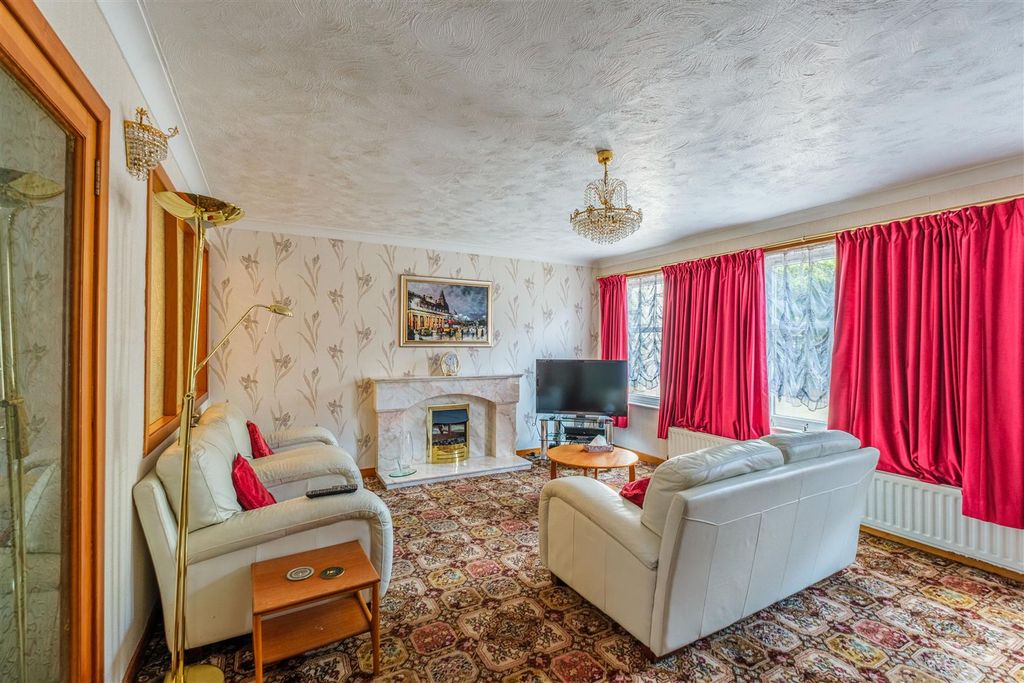 Property photo 2 of 30 Lethame Road-6.Jpg