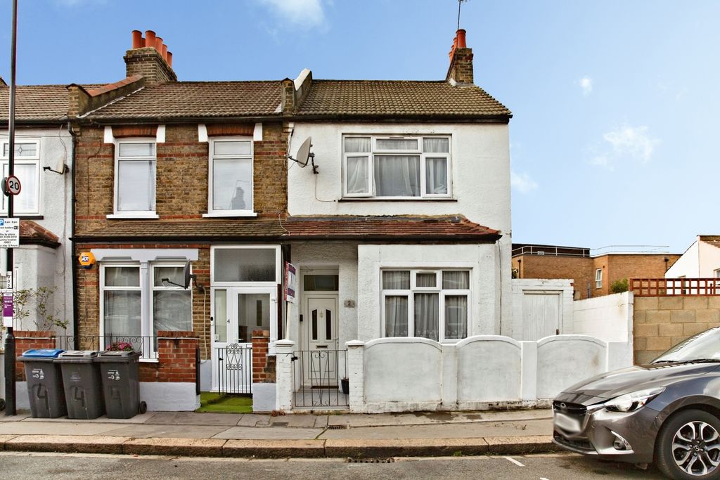 Property photo 1 of 20 Pbox-Img.Jpg