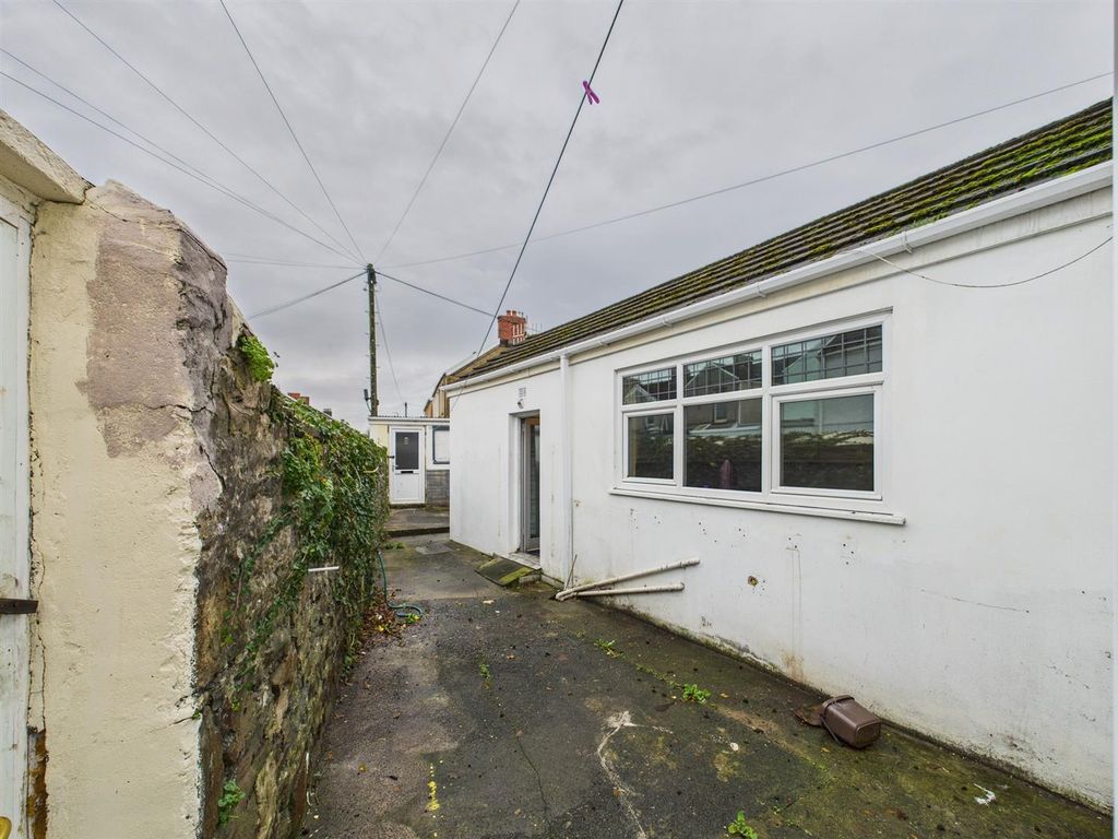 Property photo 2 of 15 Cam04045G0-Pr0038-Still014.Jpg