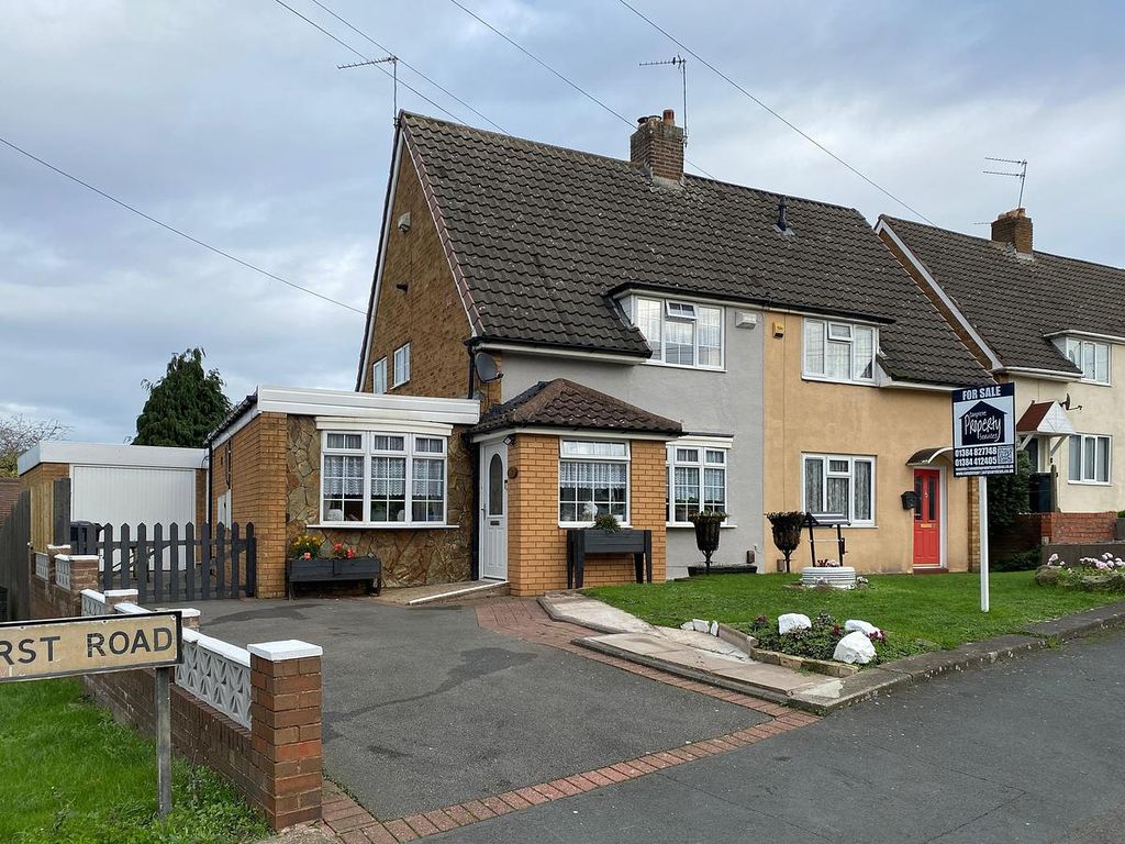 Property photo 1 of 40 Front