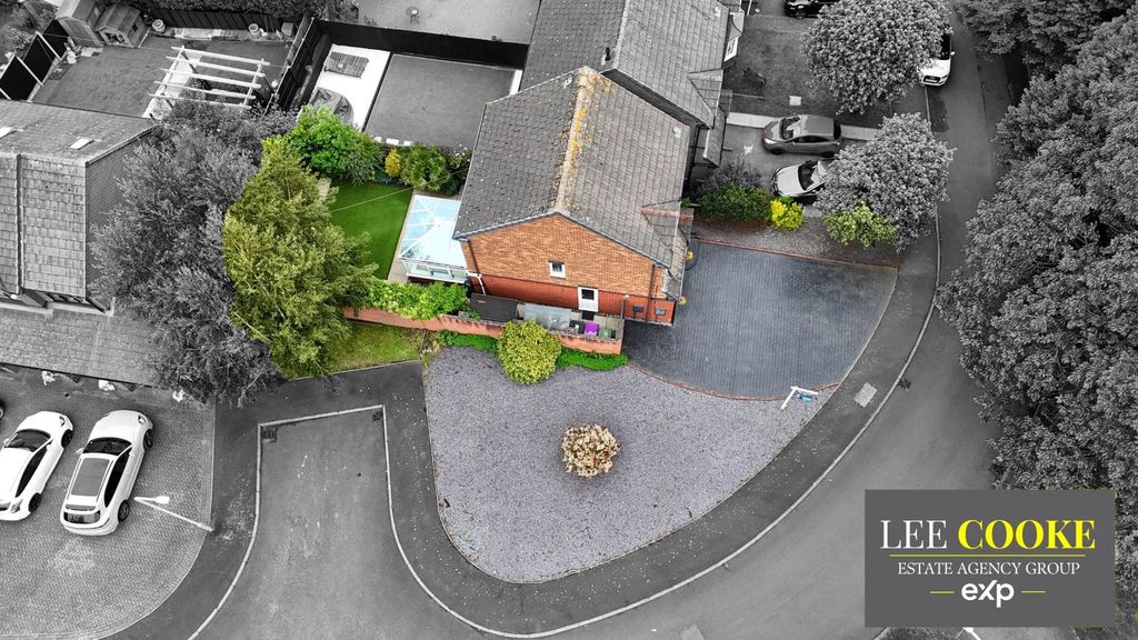 Property photo 1 of 51