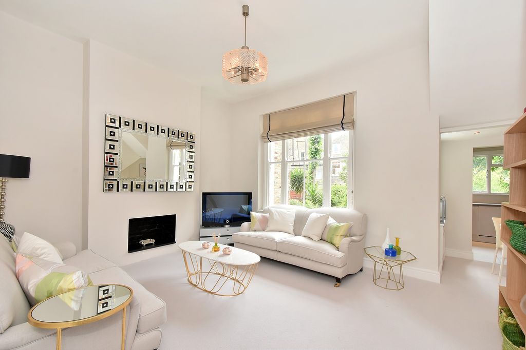 Property photo 2 of 9 Picture 2