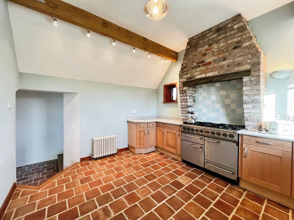 Property photo 3 of 25 3424046