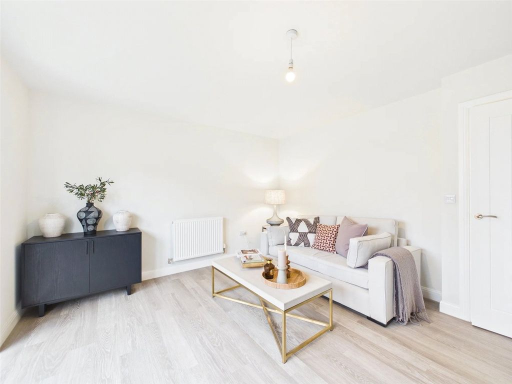 Property photo 3 of 9 Picture No. 04