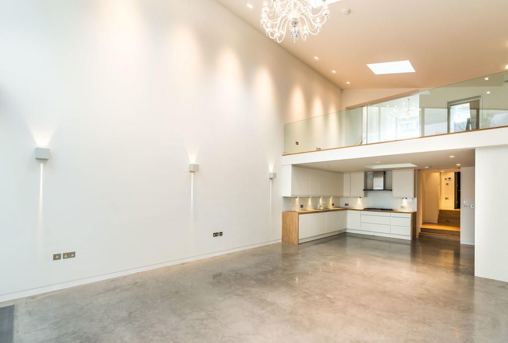 Property photo 3 of 26