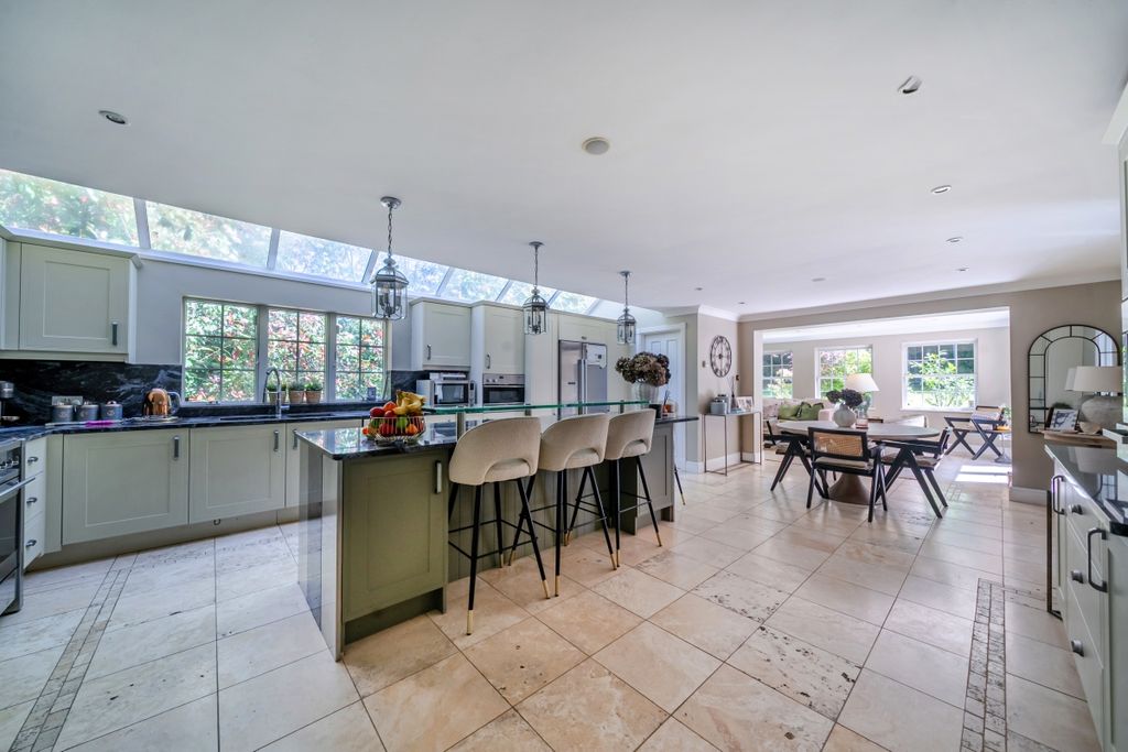 Additional image 6 of 6 bed detached house to rentBagshot Road, Ascot SL5