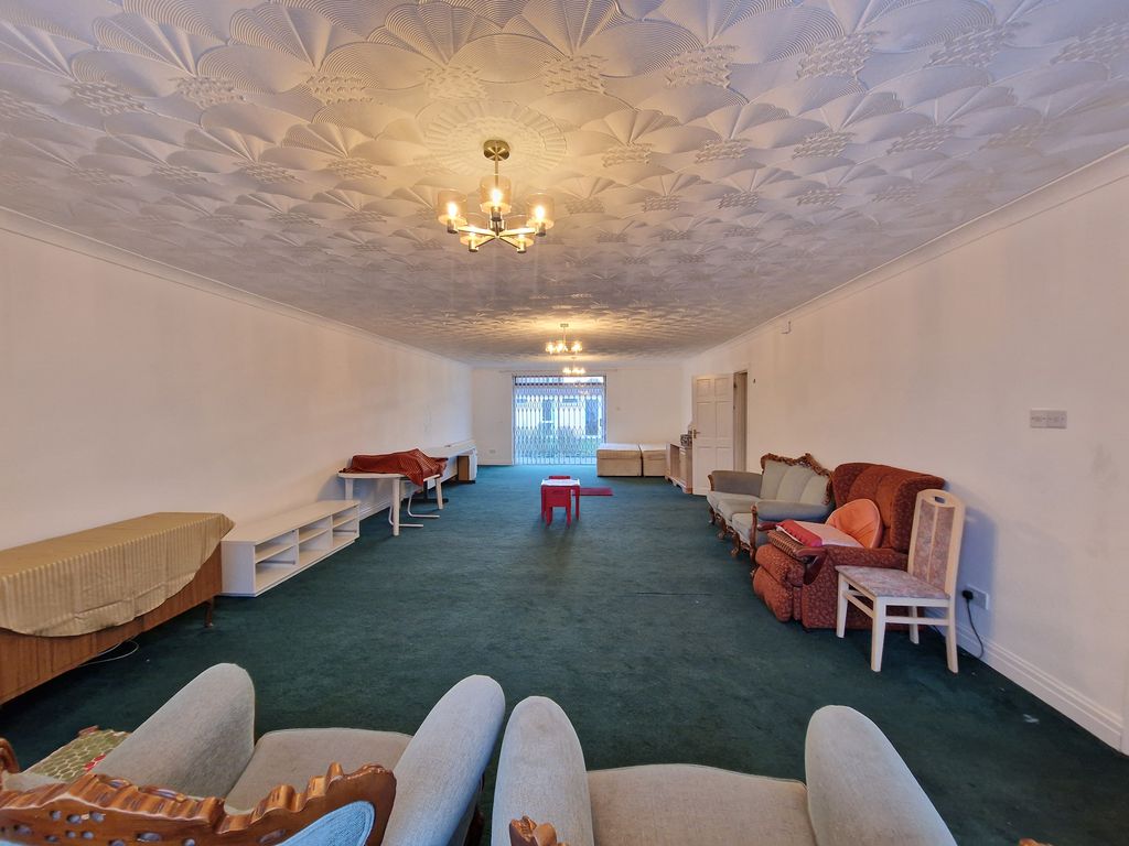 Property photo 3 of 26