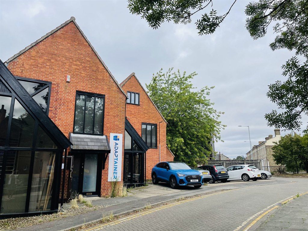 Property photo 1 of 7 Photo 1