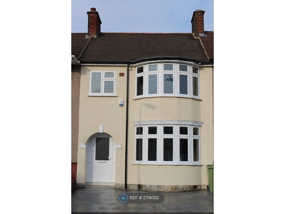 Property photo 2 of 9 Front Of House