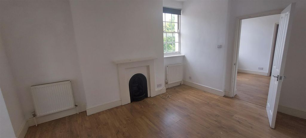 Property photo 3 of 7 Seventh Image