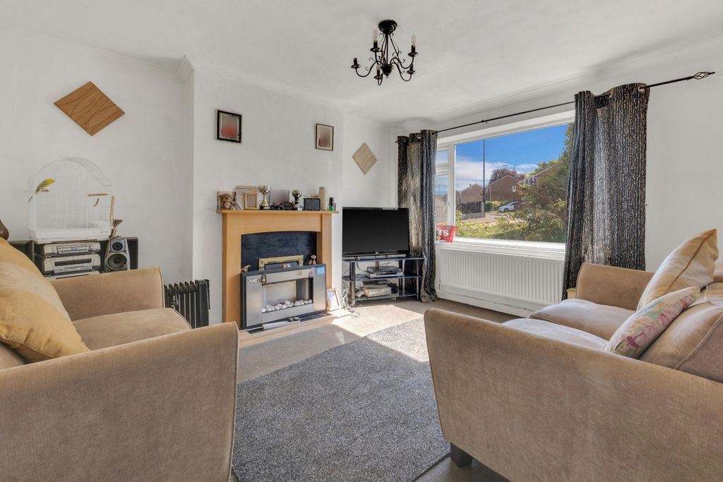 Property photo 2 of 14 4171333