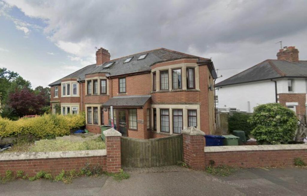 Property photo 1 of 1