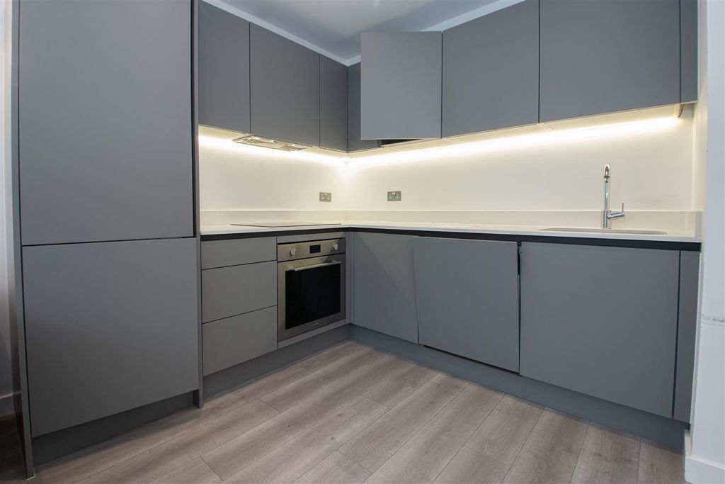 Property photo 2 of 16 32Fox_5.Jpg
