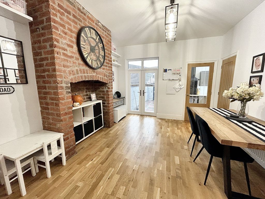 Property photo 3 of 29