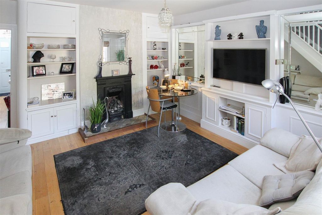 Property photo 2 of 16 Vnu9Srg_Ae6Rrl6Tlgtyma.Jpg