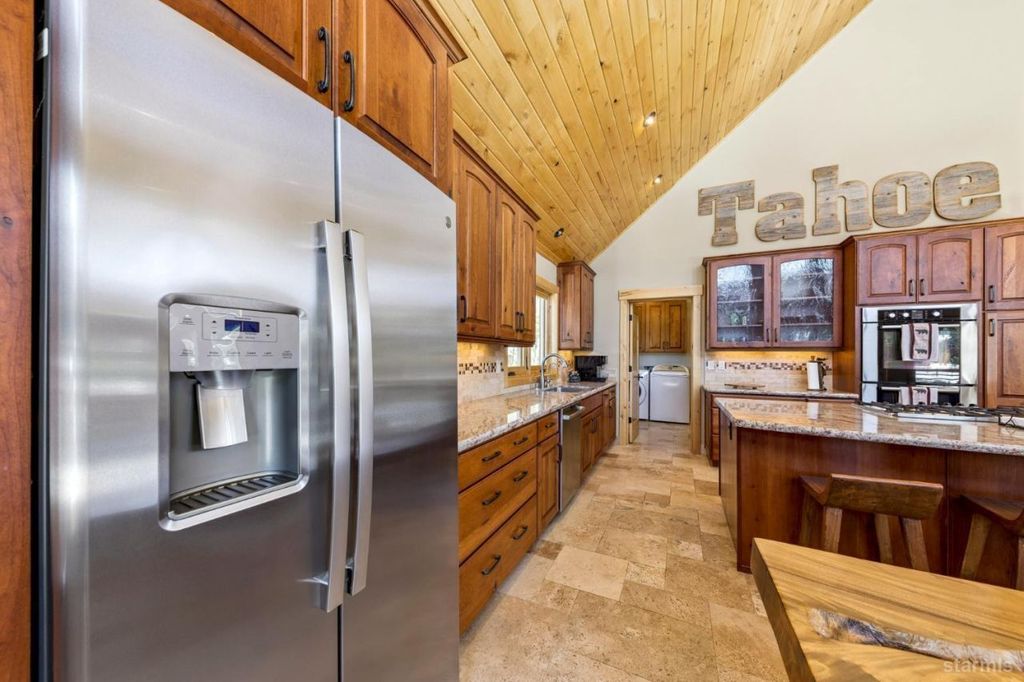 Property photo 3 of 3 <Alttext/>