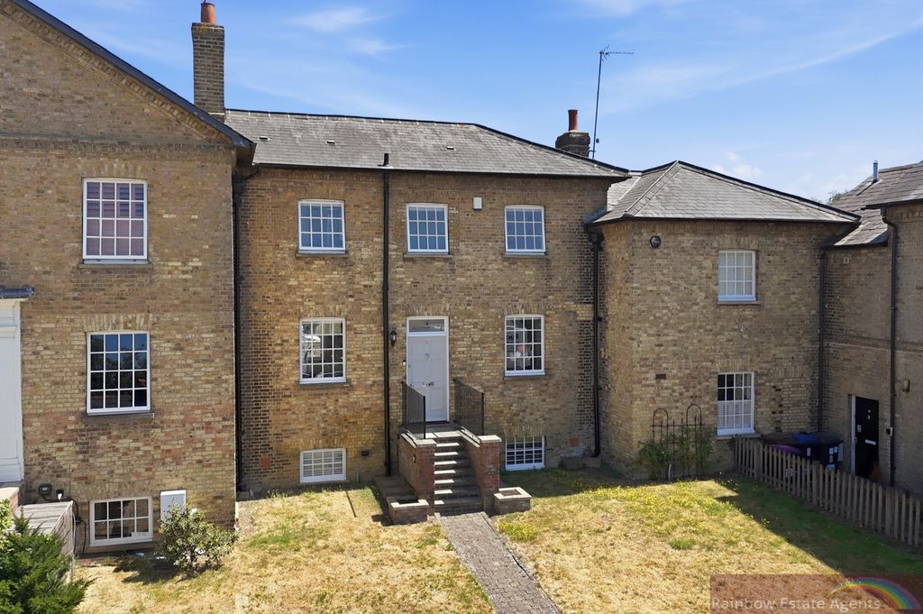 Property photo 2 of 22