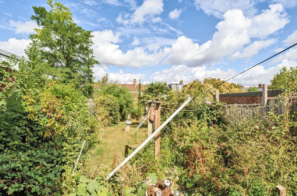 Property photo 2 of 11 Picture No. 03