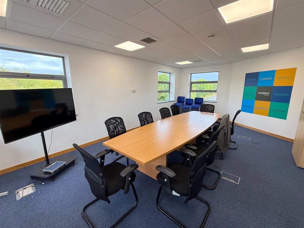 Property photo 3 of 11 2.Jpg