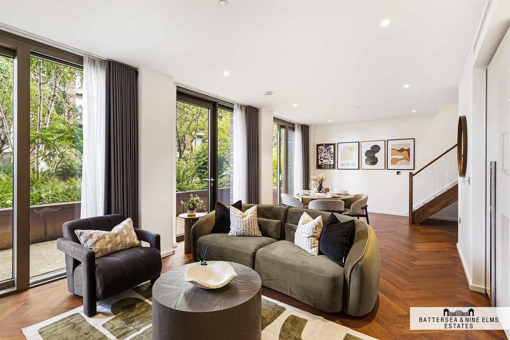 Property photo 1 of 33