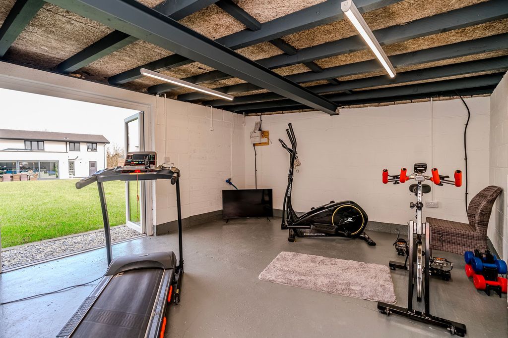 Additional image 53 of 5 bed detached house for saleDunkirk Lane, Leyland PR26