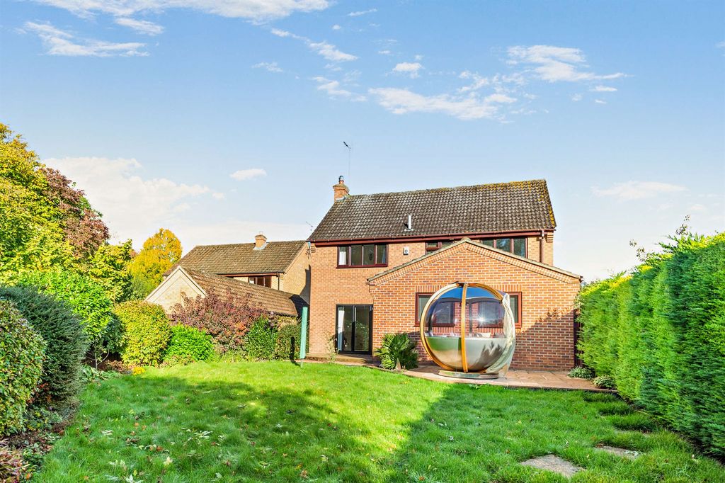 Property photo 3 of 19