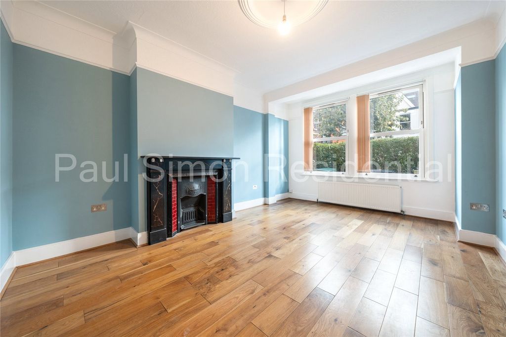 Property photo 3 of 21 Picture No. 08