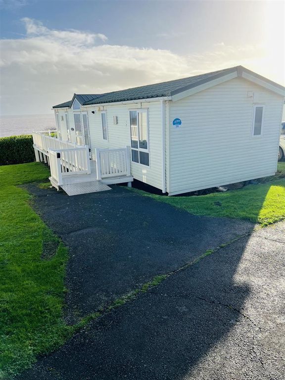 Property photo 3 of 22 Outside