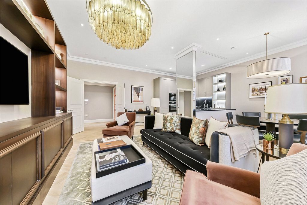 Property photo 3 of 16 Picture No. 14