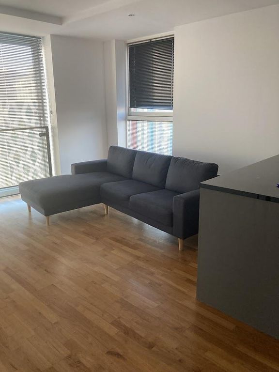 Property photo 1 of 6 Lounge 1.Jpg