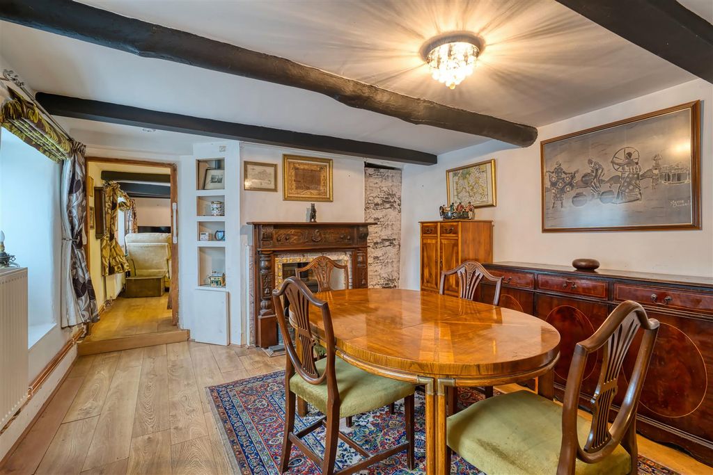 Property photo 2 of 10 Dining Room