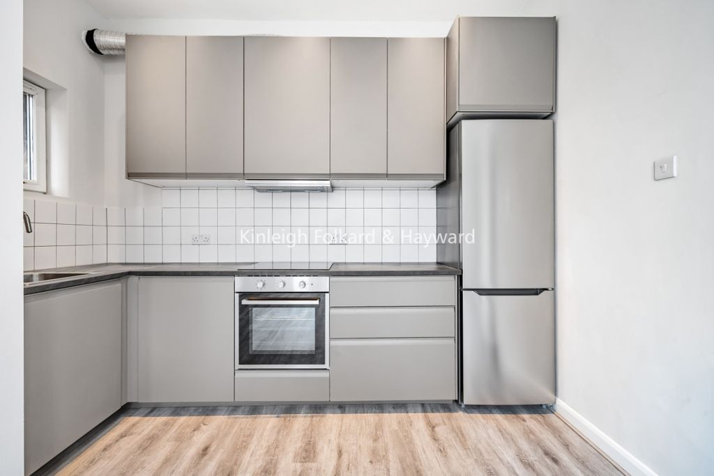 Property photo 1 of 7 132Cb1E3-3F27-47d2-B