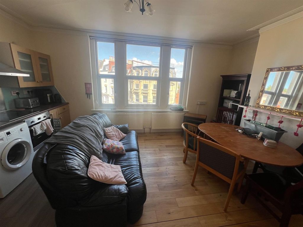 Property photo 3 of 14 Ff.Jpg