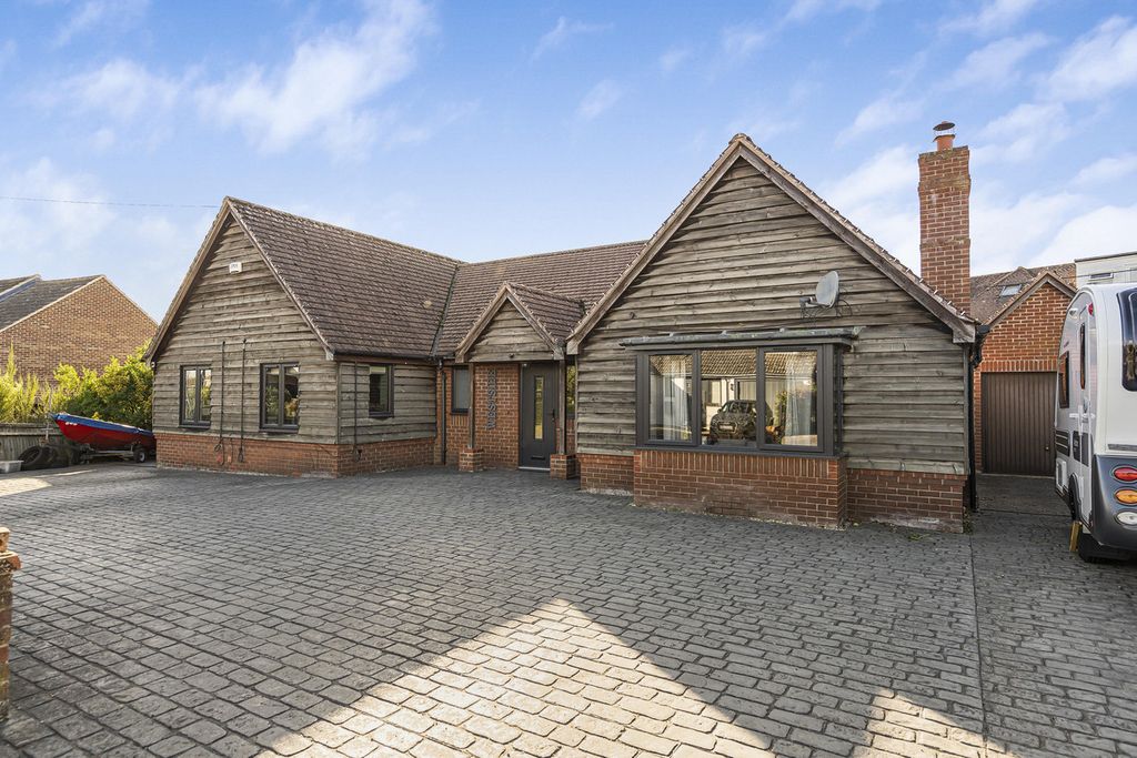 Property photo 1 of 37