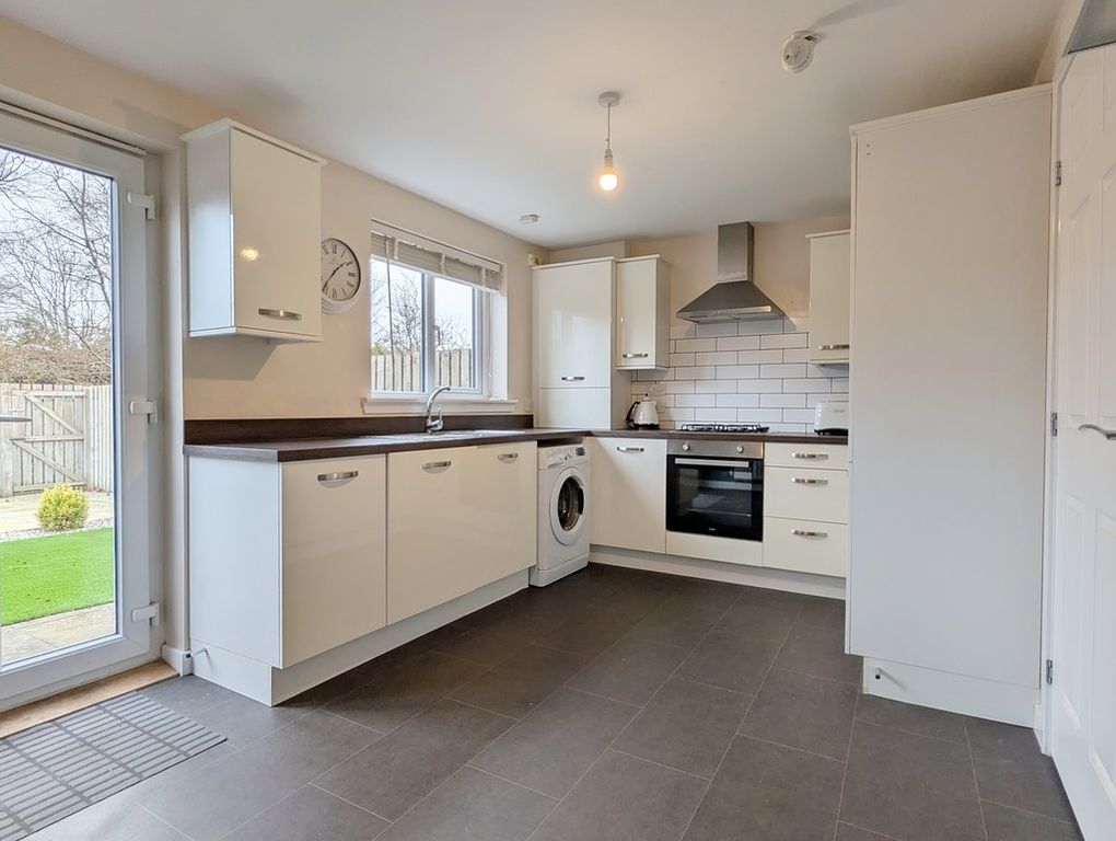 Property photo 2 of 10 Kersebrock Kitchen