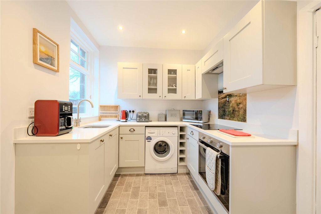 Property photo 3 of 14 Picture No. 05