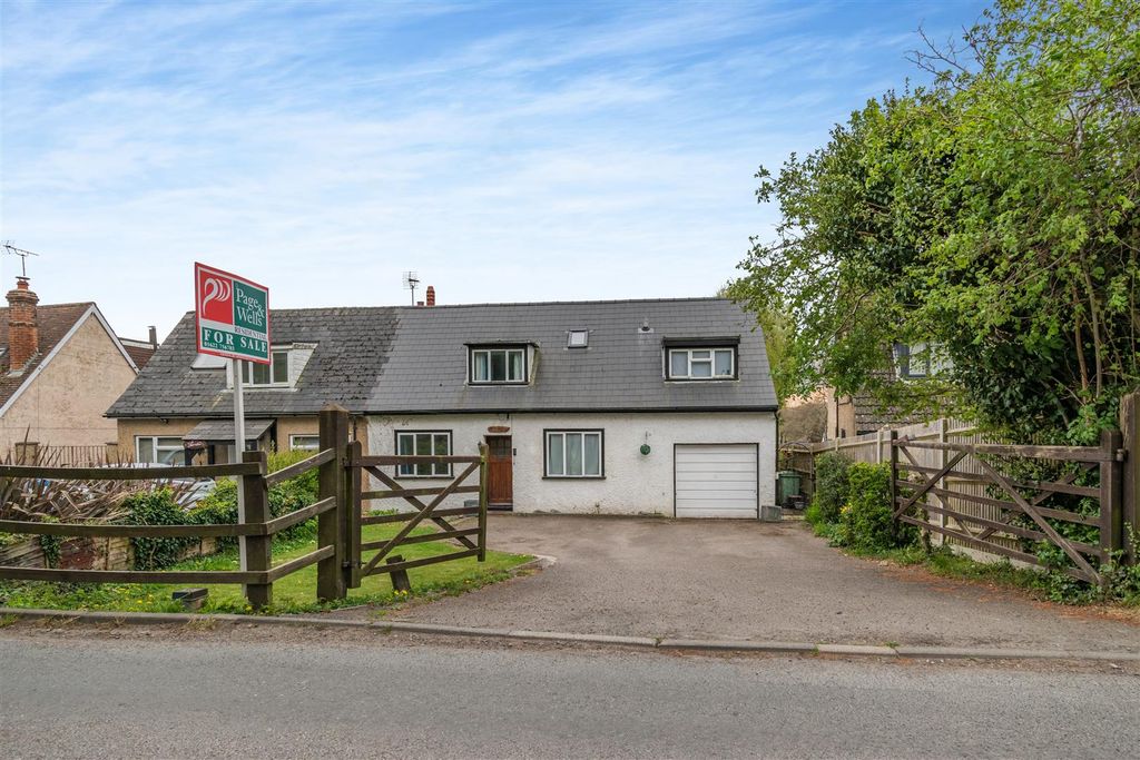 Property photo 1 of 16 8643651-Exterior09.Jpg