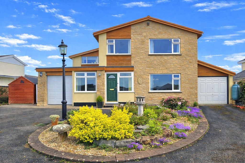 Property photo 1 of 23 1 - Picture No. 02