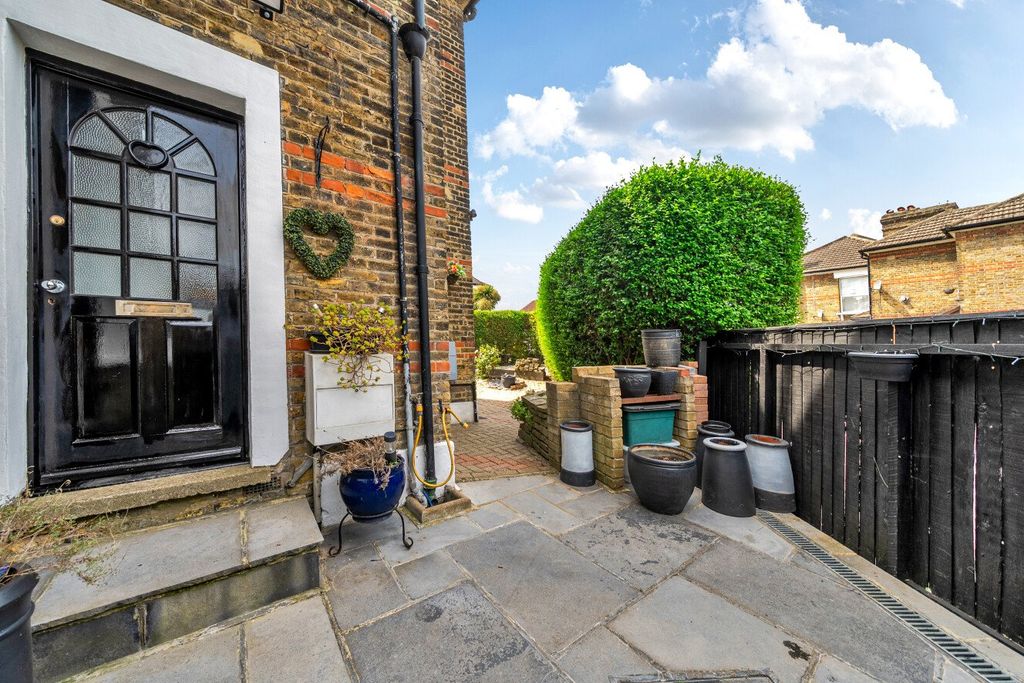 Property photo 1 of 18 Picture No. 29