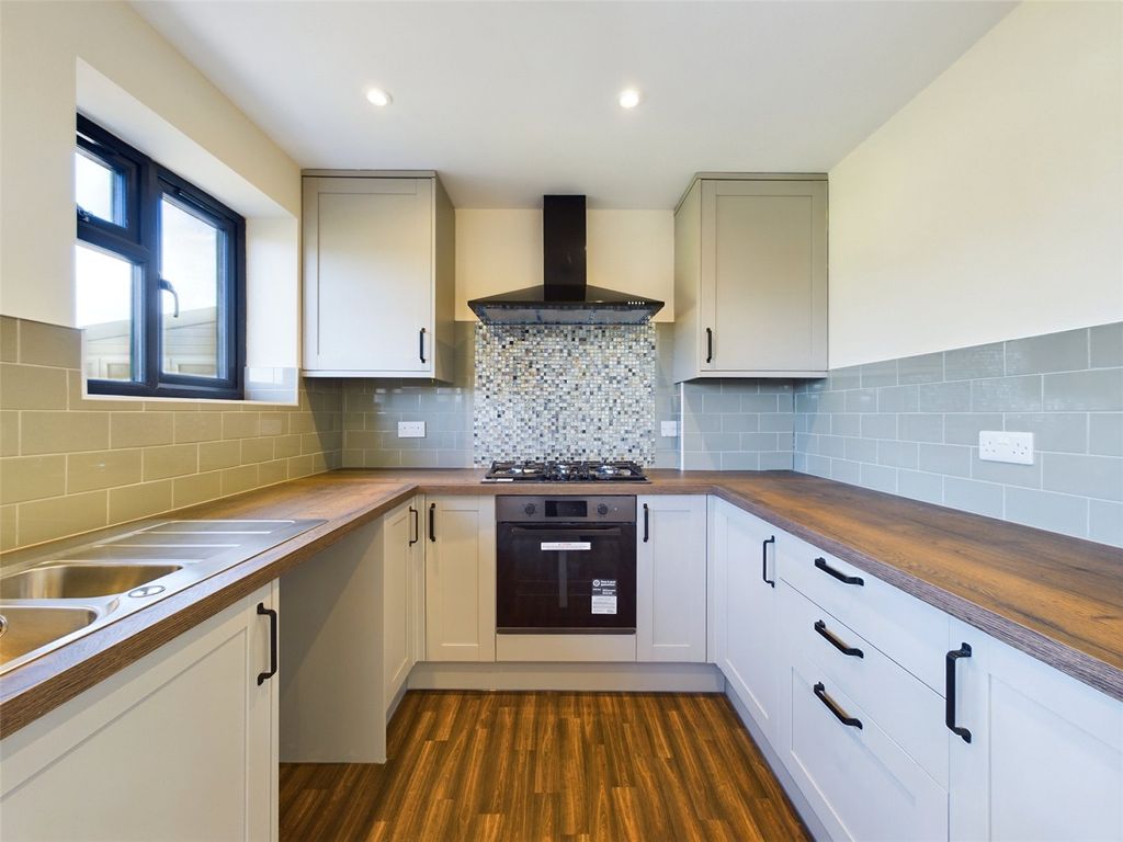 Property photo 2 of 19 Picture No. 09