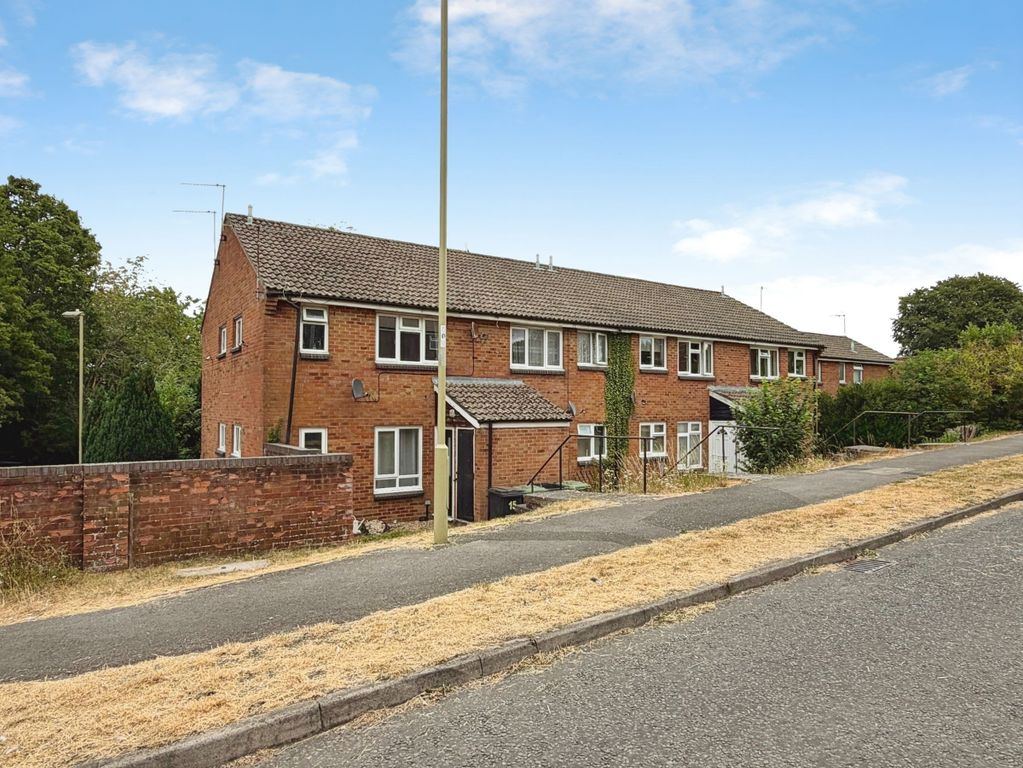 Property photo 1 of 12