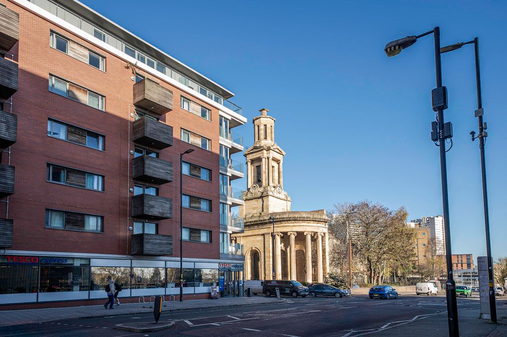 Property photo 3 of 14 Img_136_41_Large