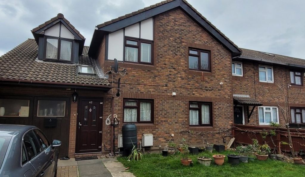 Property photo 1 of 16